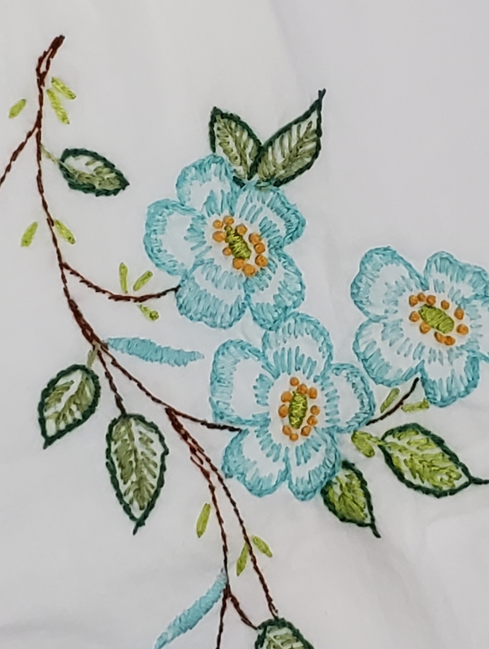 Hand Embroidered 2 Standard Vintage Pillowcases Floral Flowers *Read* BRIDGERTON